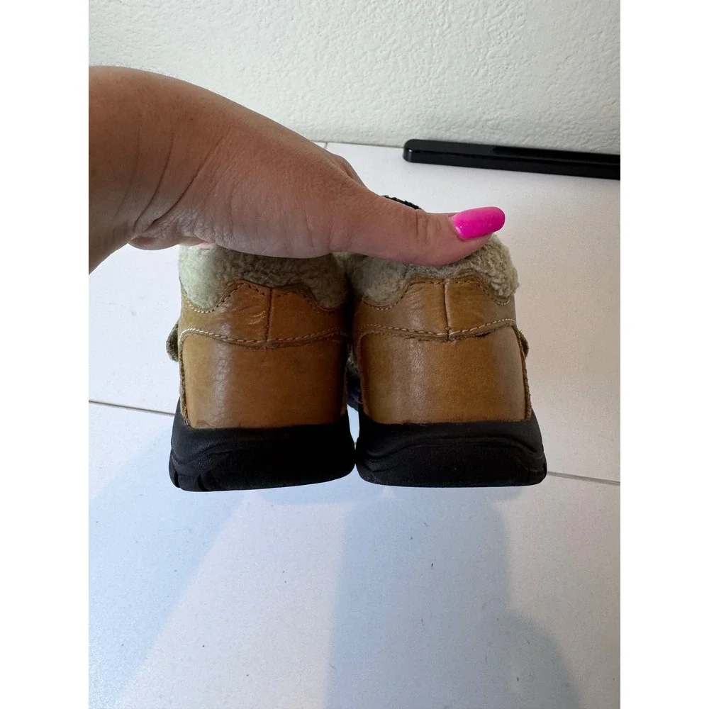 KEEN Leather‎ Faux Fur Trim Ankle Boots Kids Size 11 Tan Winter Gorpcore
